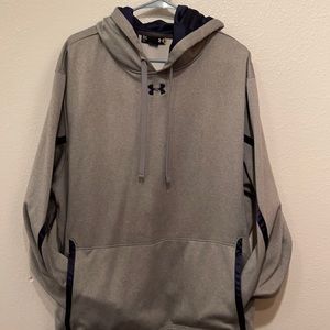 Men’s Under-armour hoodie